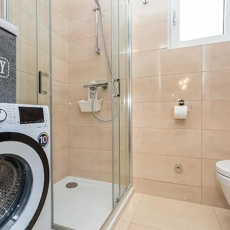 Lavanda 2 Apartment *