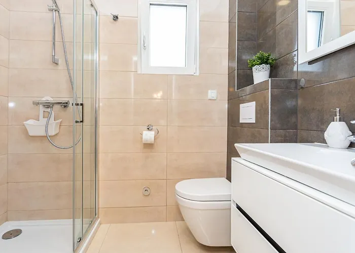 Apartman Lavanda 2 *